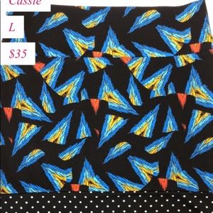 LuLaRoe Cassie skirt
